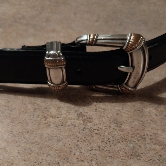 Brighton Leather black belt with gold and silver tones size 32"-36" Large - Picture 2 of 6